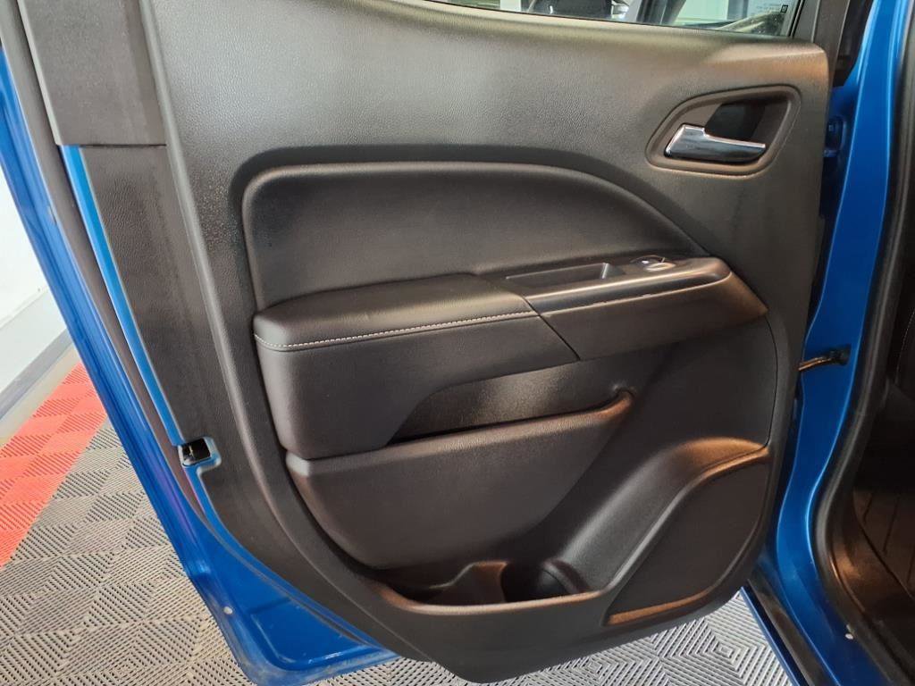 Used 2022 GMC Canyon Elevation image 15