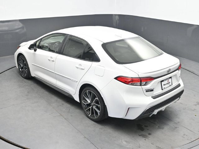 Used 2021 Toyota Corolla SE w/ Carpet Mat Package (TMS) FWD image 31