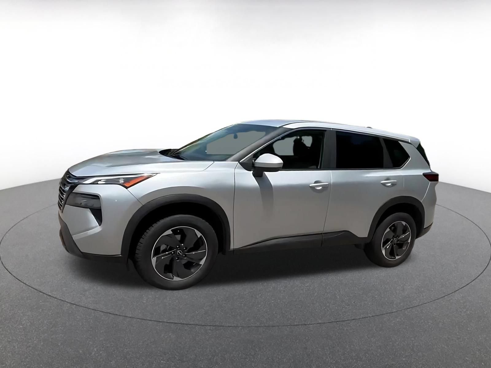 Used 2025 Nissan Rogue SV FWD image 8