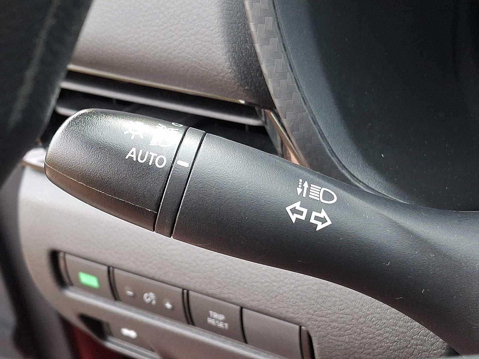 Used 2023 Nissan Sentra SV FWD image 22