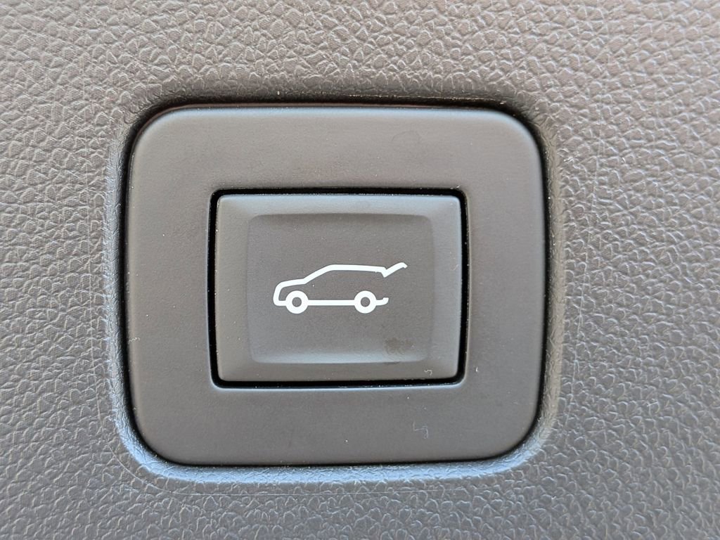 Used 2024 Buick Envista Avenir FWD image 13