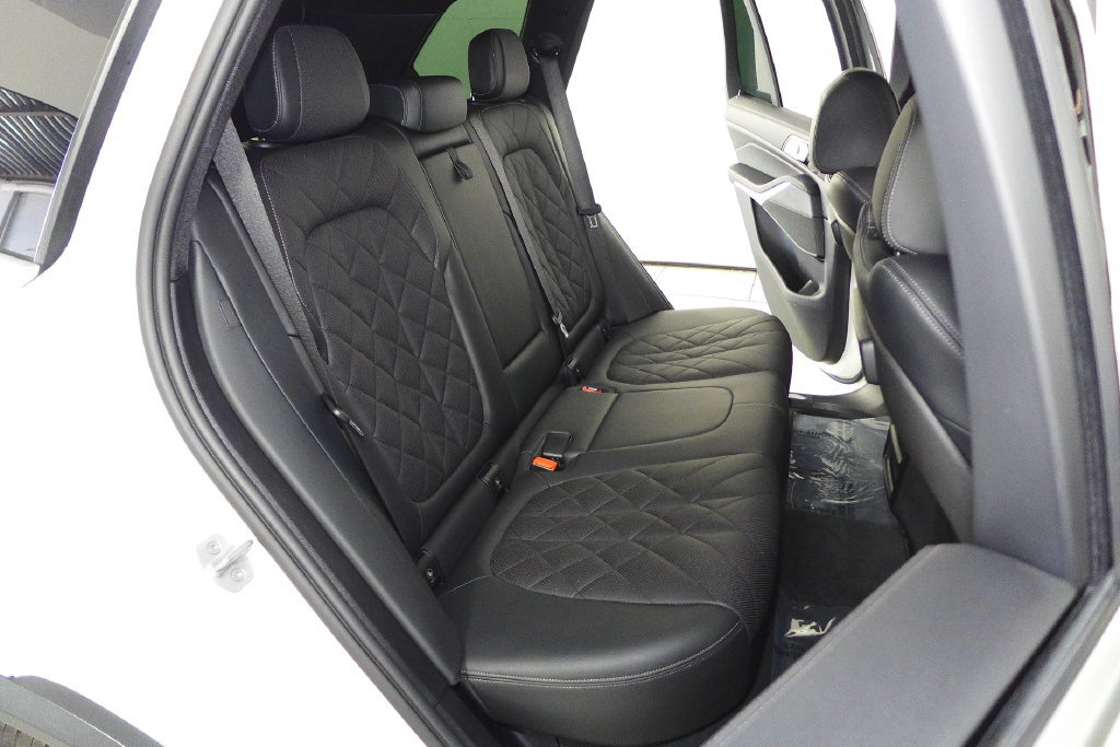 Used 2023 BMW X5 sDrive40i w/ Parking Assistance Package RWD image 20