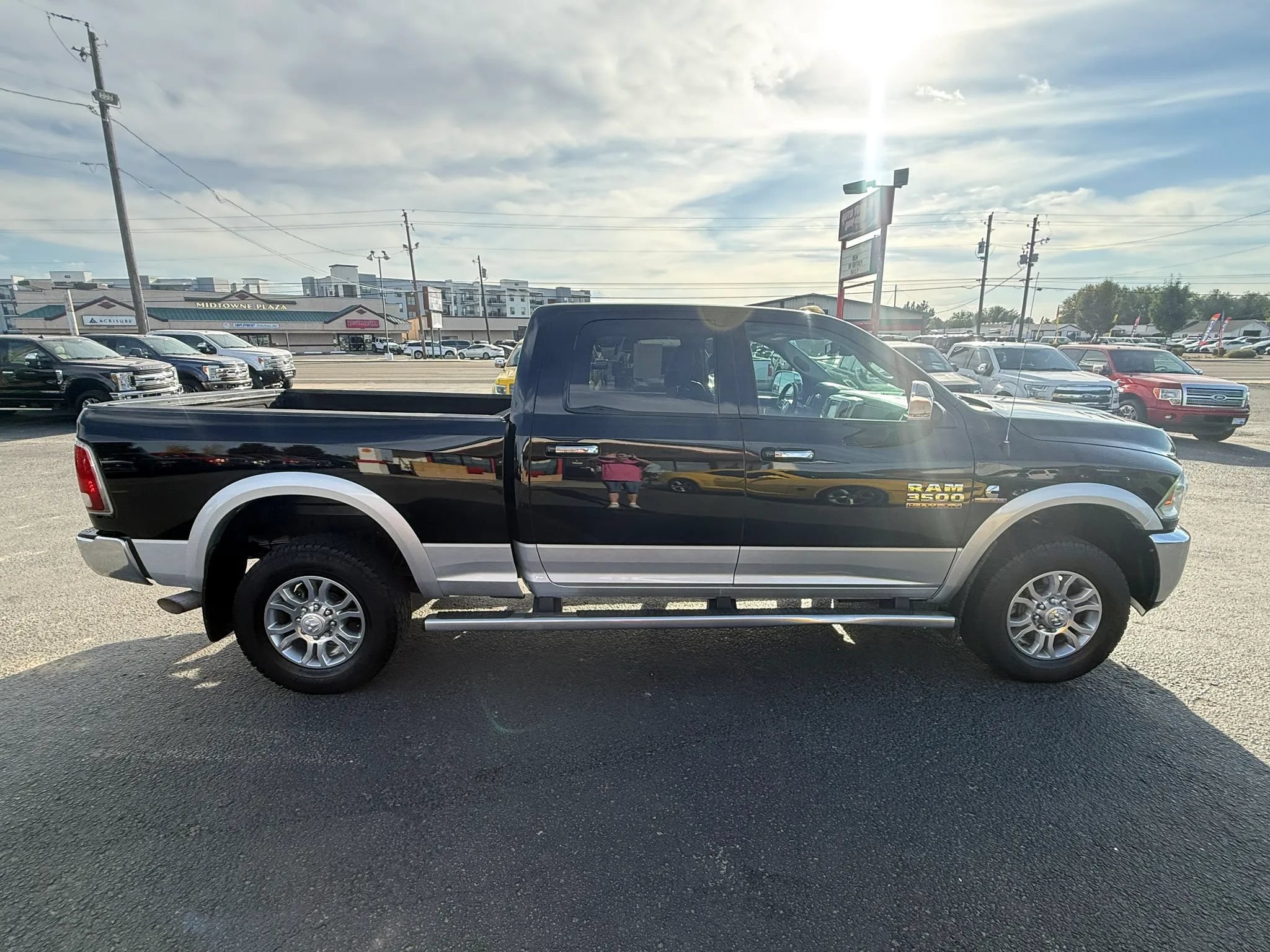 Used 2014 RAM 3500 Laramie AWD/4WD image 6