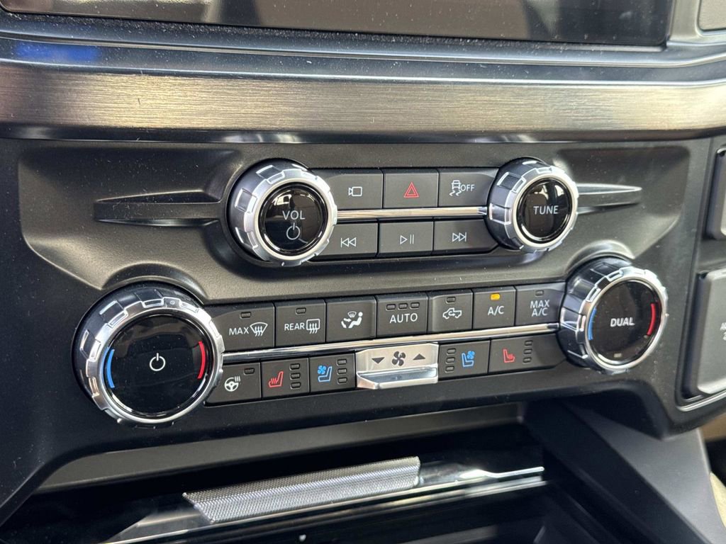 New 2025 Ford F350 Lariat w/ Lariat Ultimate Package image 13