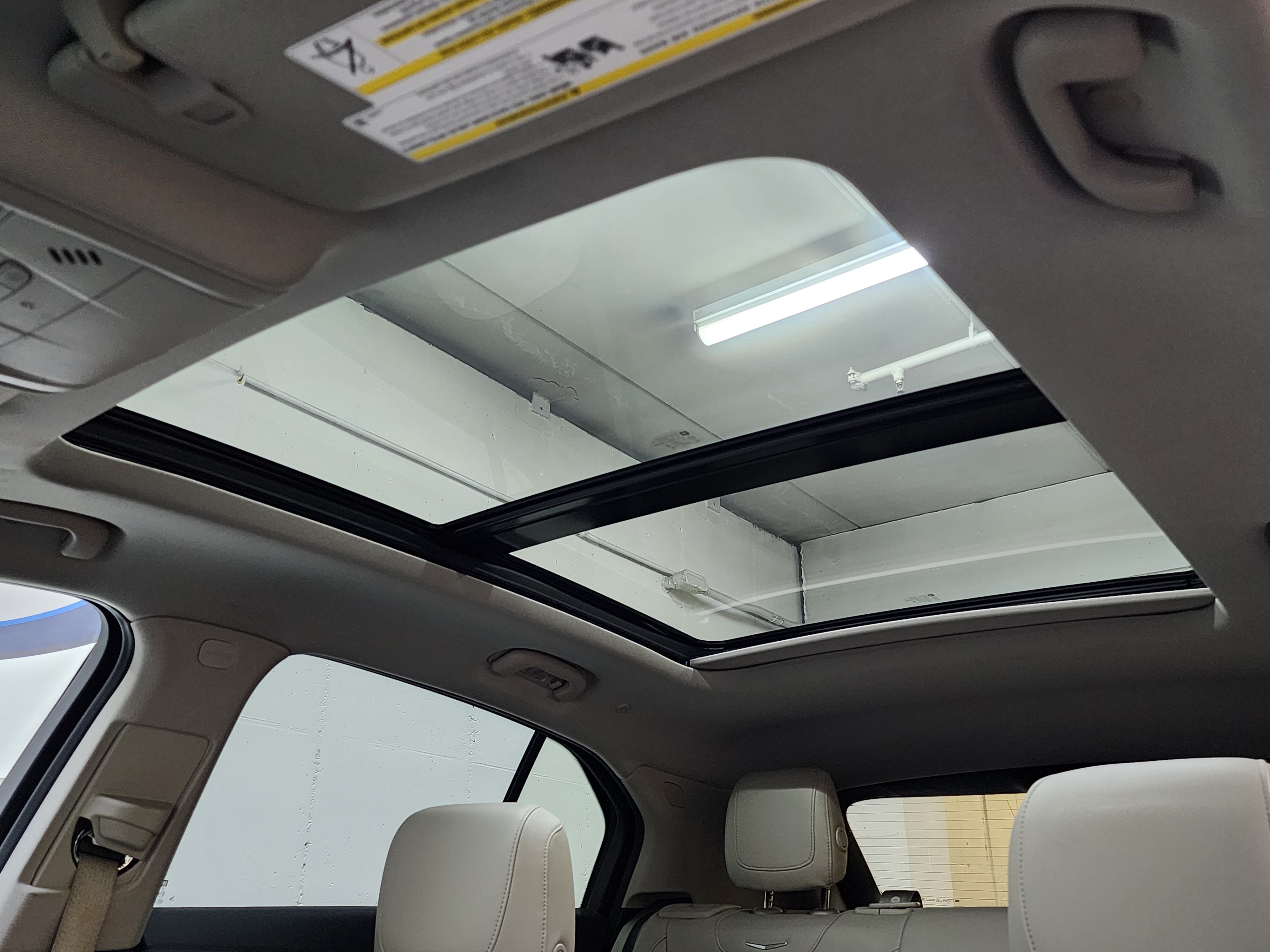 Used 2019 Cadillac XT4 Luxury AWD/4WD image 25