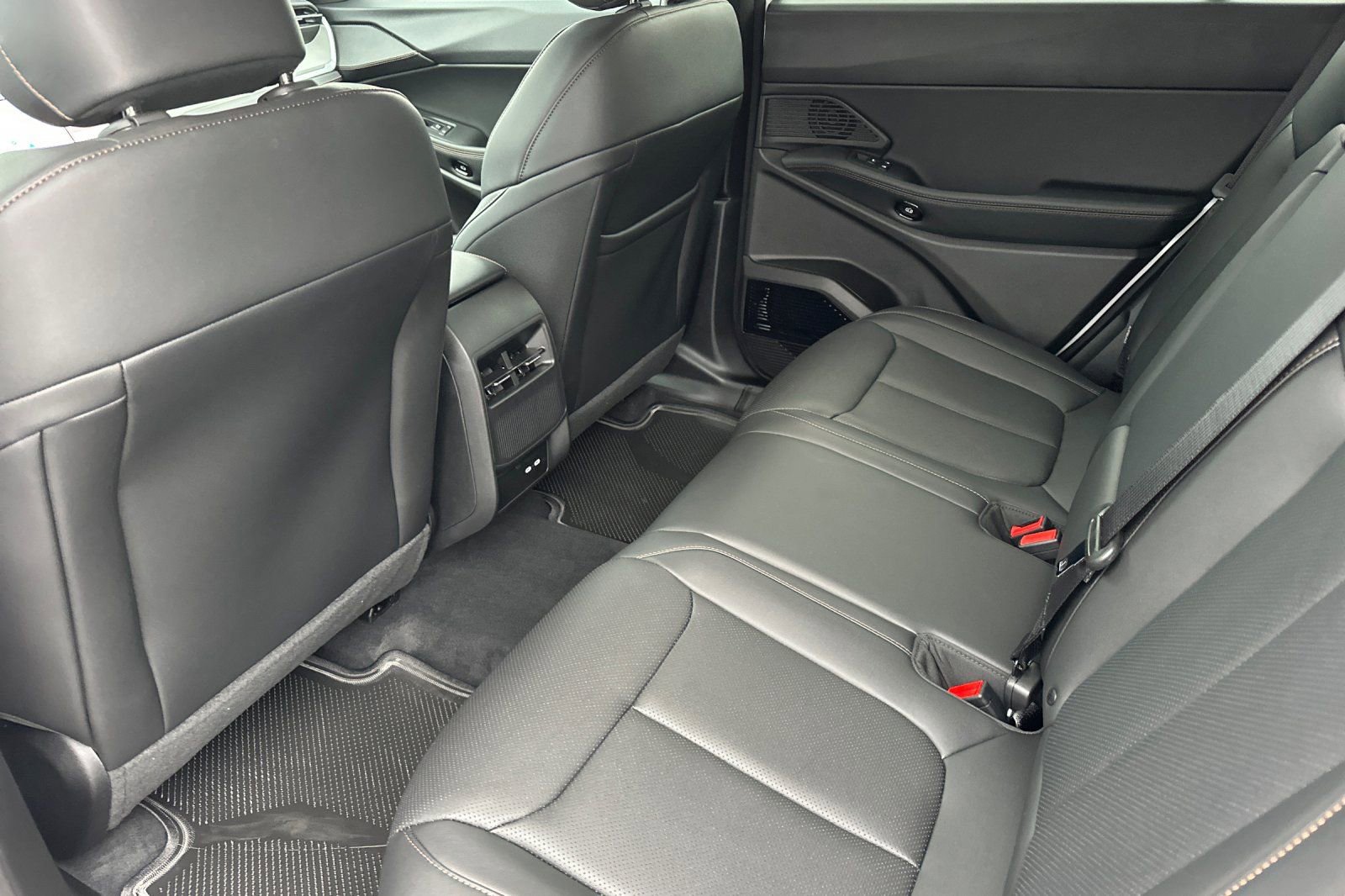 New 2026 Jeep Cherokee Limited image 12