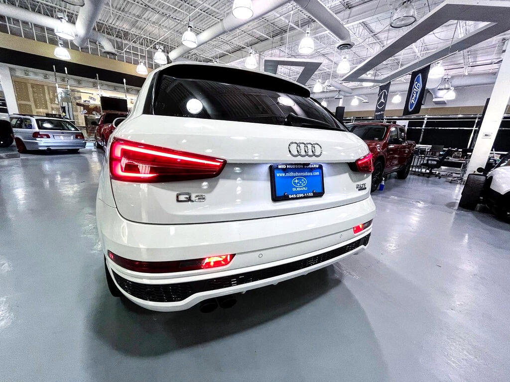 Used 2017 Audi Q3 2.0T Prestige w/ Prestige Package image 7