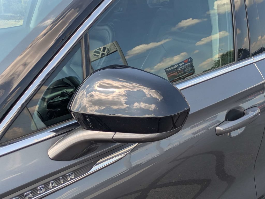 Used 2022 Lincoln Corsair AWD w/ Premium Package image 13
