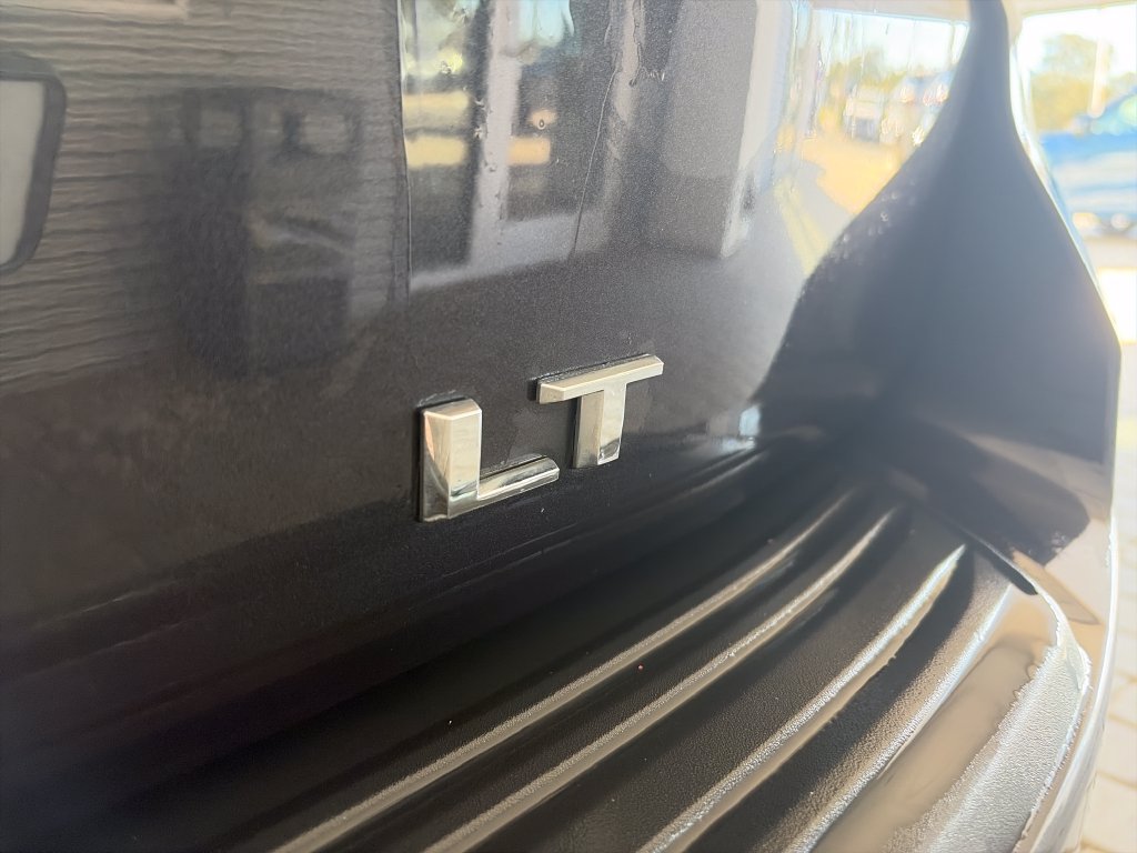 Used 2024 Chevrolet Tahoe LT AWD/4WD image 41
