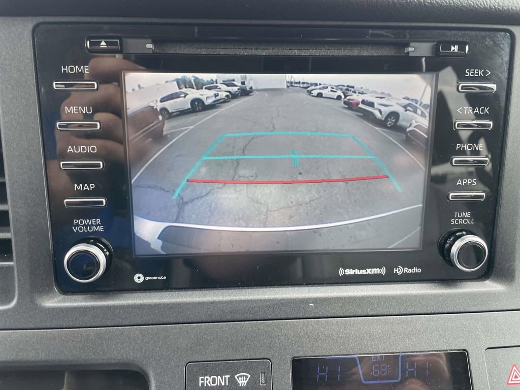 Used 2018 Toyota Sienna XLE Premium image 41