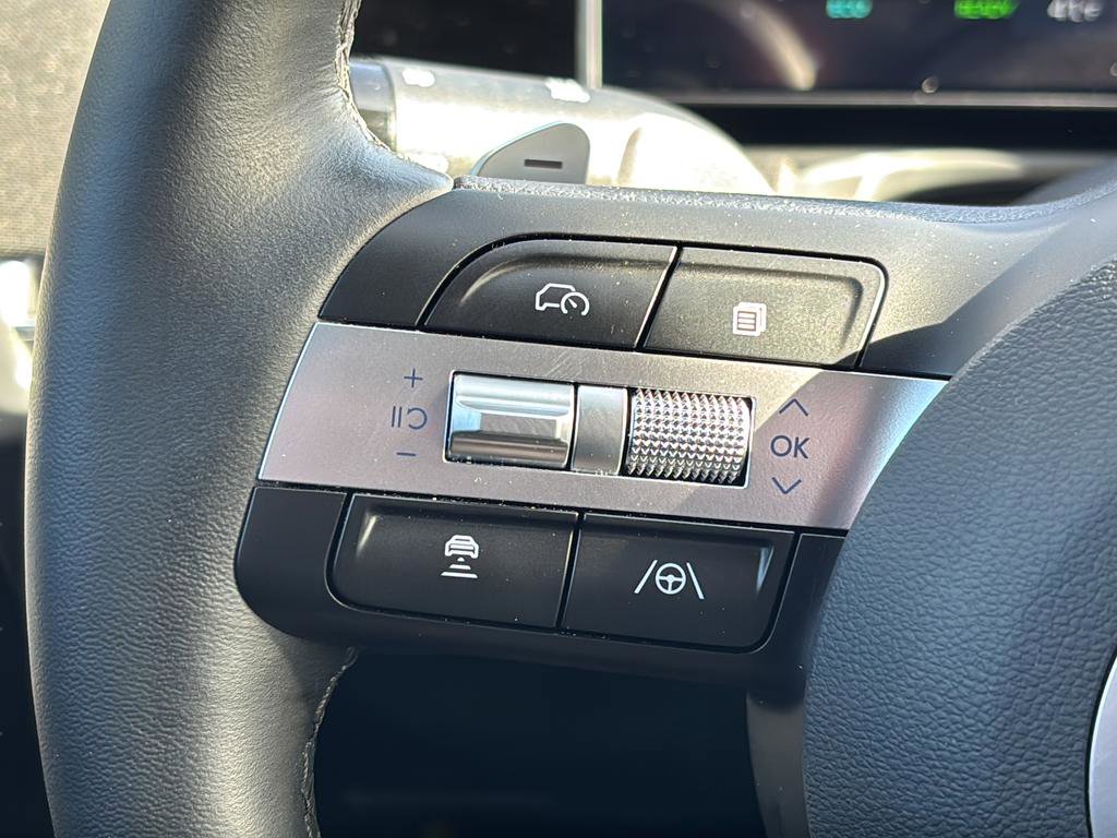 Certified 2025 Hyundai Tucson Limited image 27