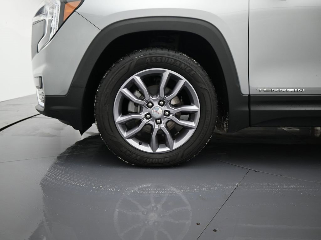 Certified 2023 GMC Terrain SLT image 8