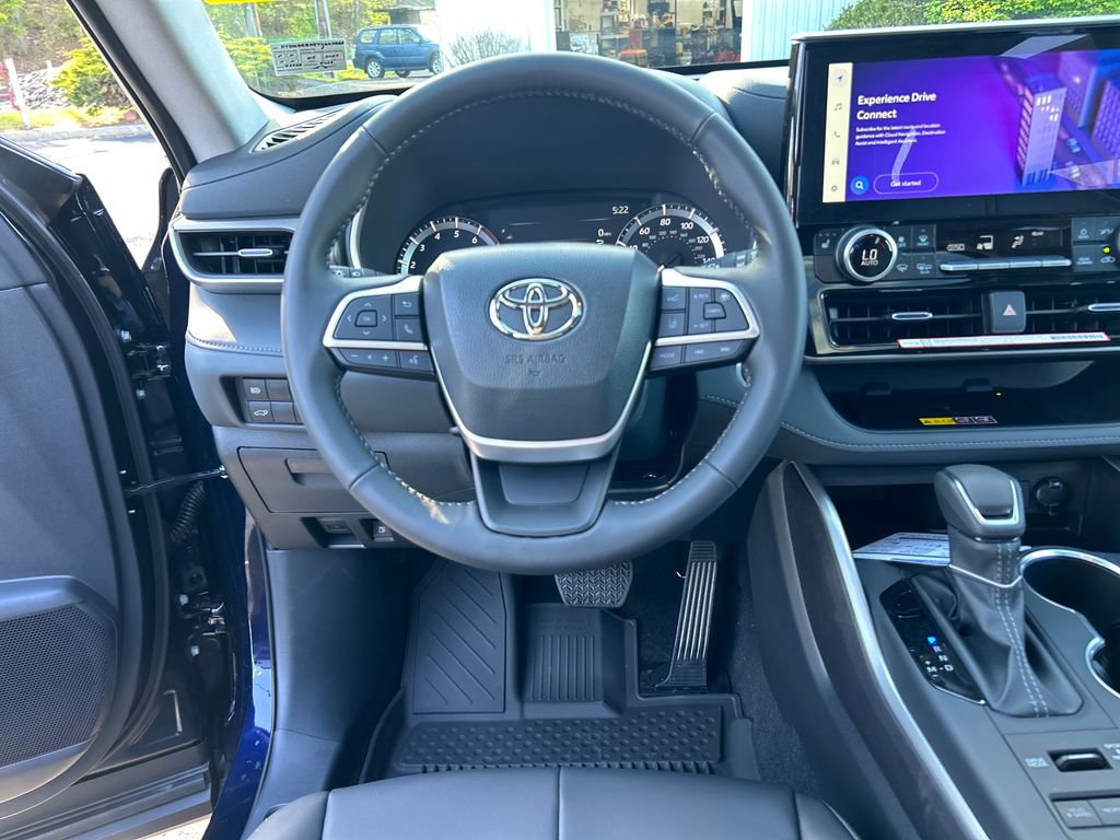 New 2026 Toyota Highlander XLE AWD/4WD image 21