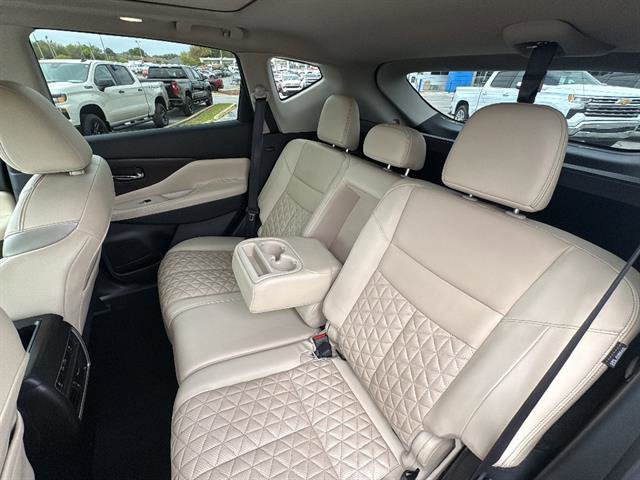 Used 2023 Nissan Murano Platinum w/ Cargo Package FWD image 14