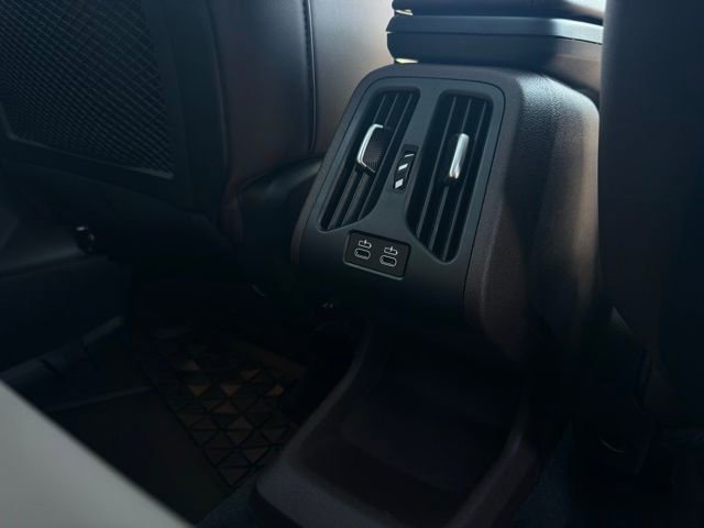 Used 2024 BMW X1 xDrive28i w/ Technology Package image 15