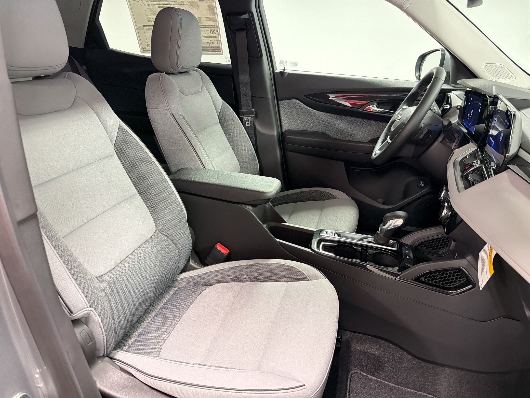 New 2026 Chevrolet TrailBlazer LT w/ Convenience Package FWD image 31
