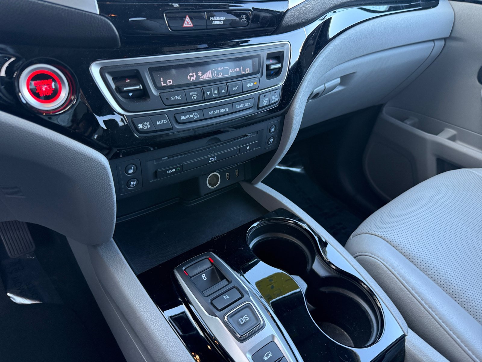 Used 2016 Honda Pilot Elite image 13