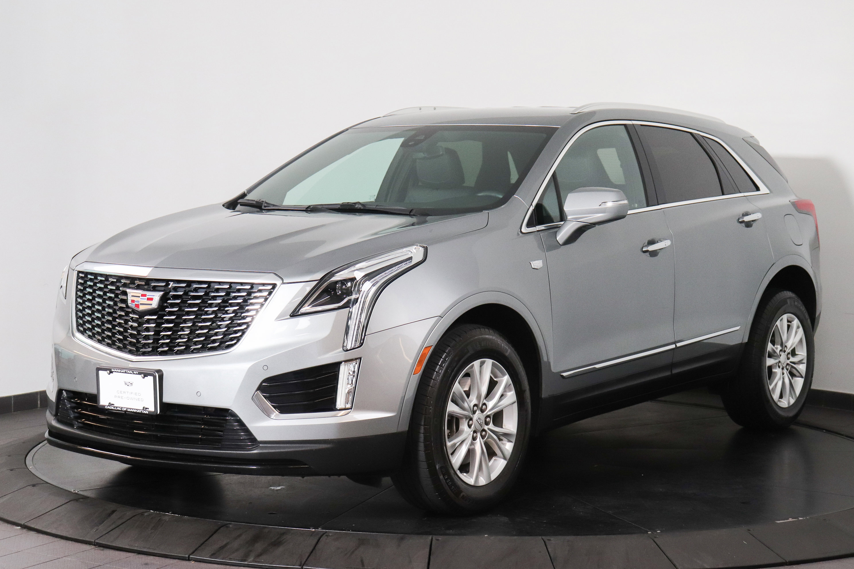 Used 2023 Cadillac XT5 Luxury AWD/4WD image 1