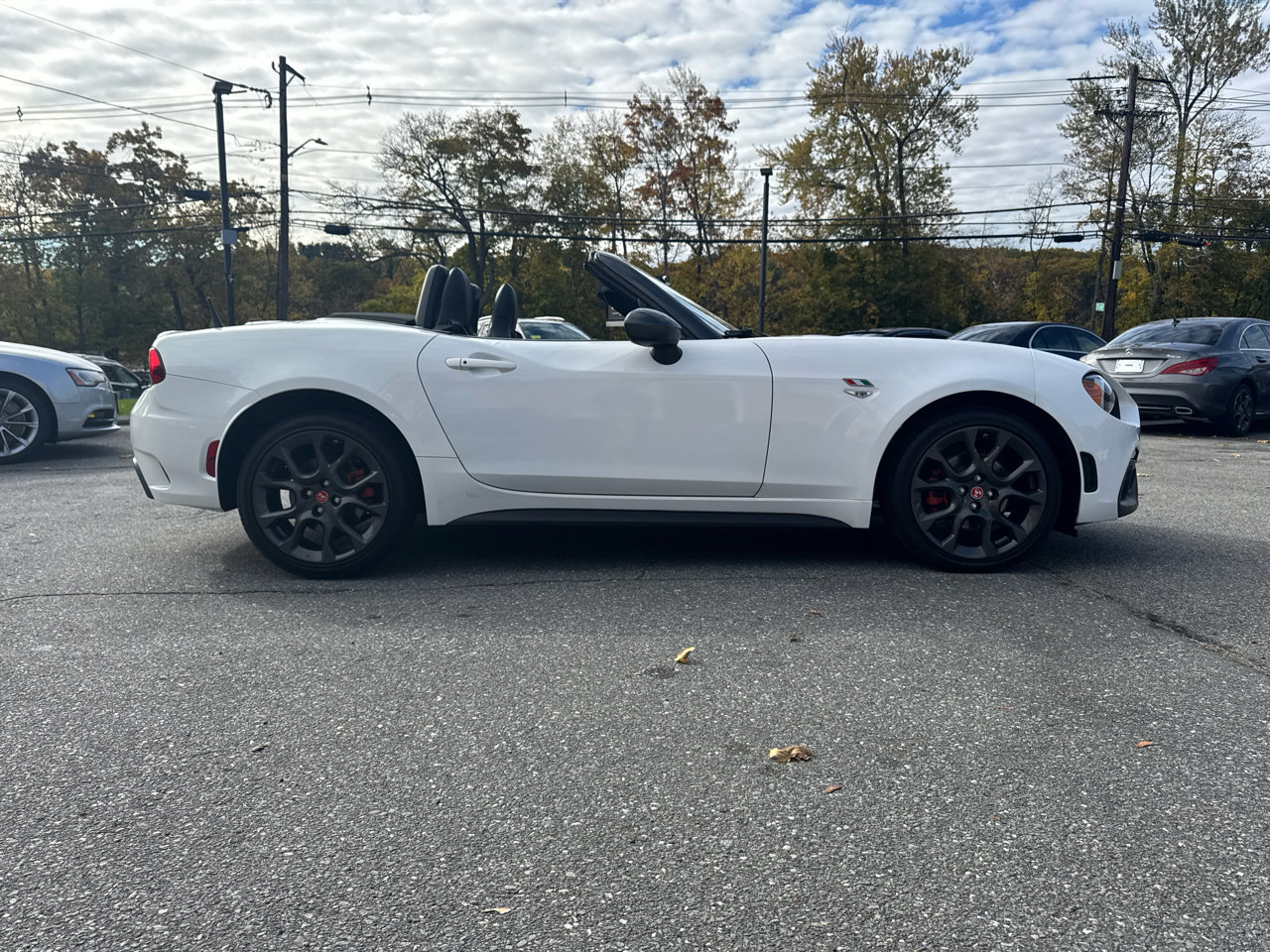 Used 2017 FIAT 124 Spider Abarth image 7