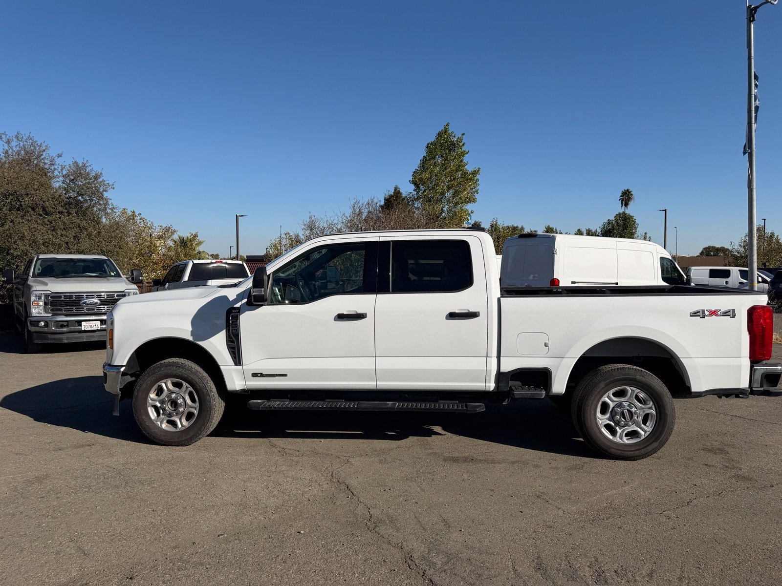 Used 2025 Ford F250 XLT AWD/4WD image 2