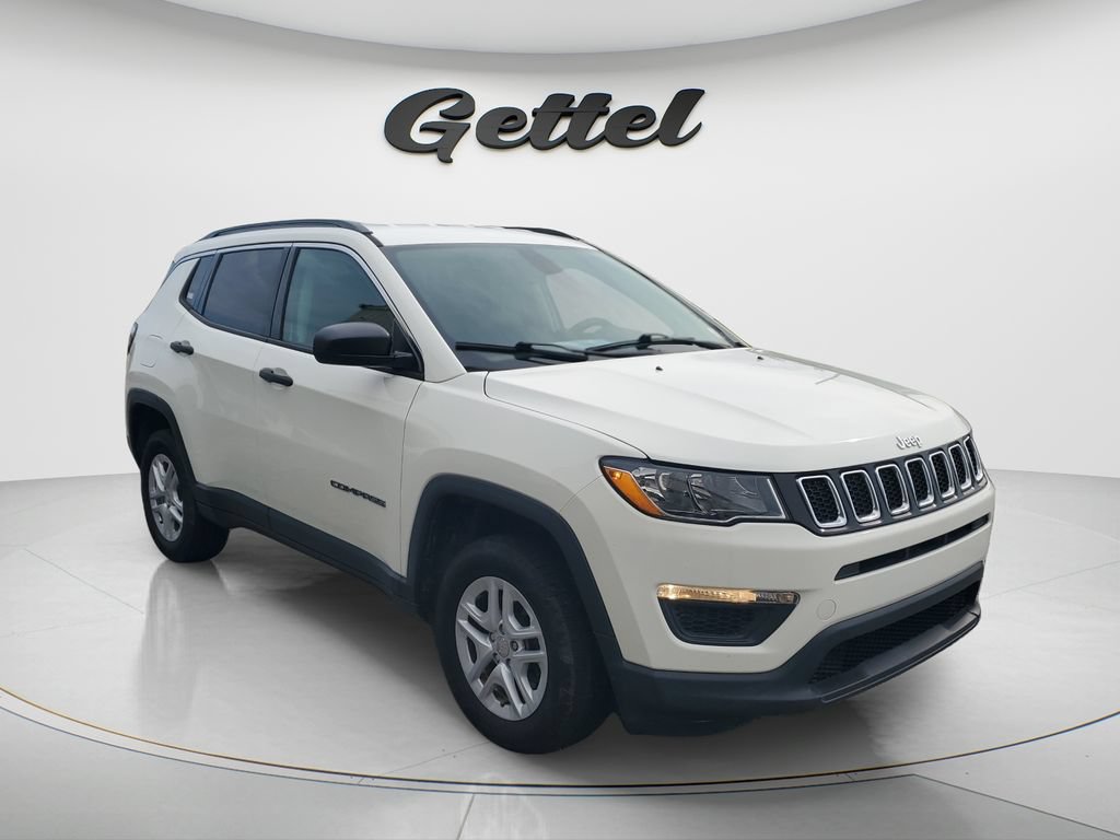 Used 2020 Jeep Compass Sport w/ Cold Weather Group AWD/4WD image 3