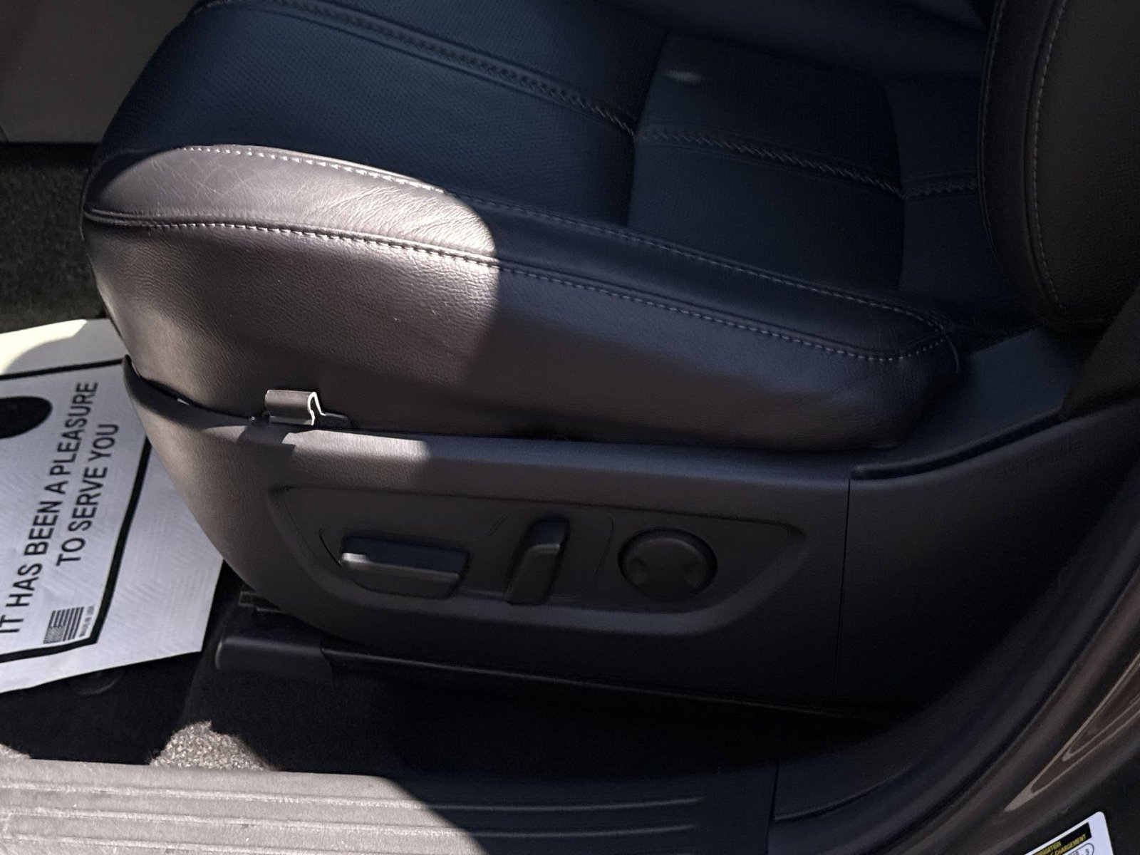 Used 2025 MAZDA CX-50 2.5 Hybrid w/ Premium Plus Pkg image 14