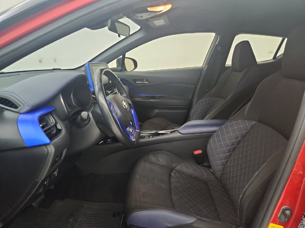 Used 2020 Toyota C-HR XLE FWD image 19