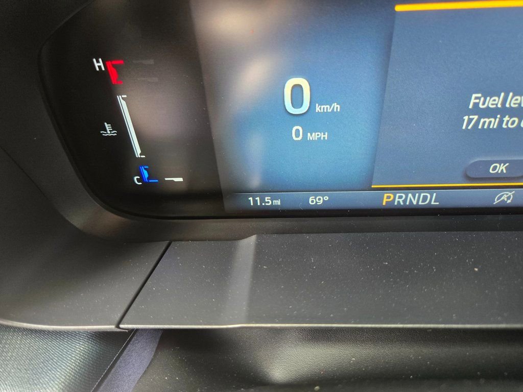 New 2025 Ford Maverick XLT w/ XLT Luxury Package image 11