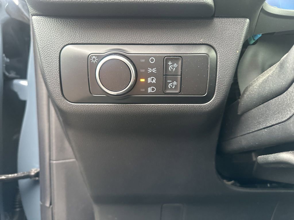 Used 2025 Ford Escape ST-Line image 28