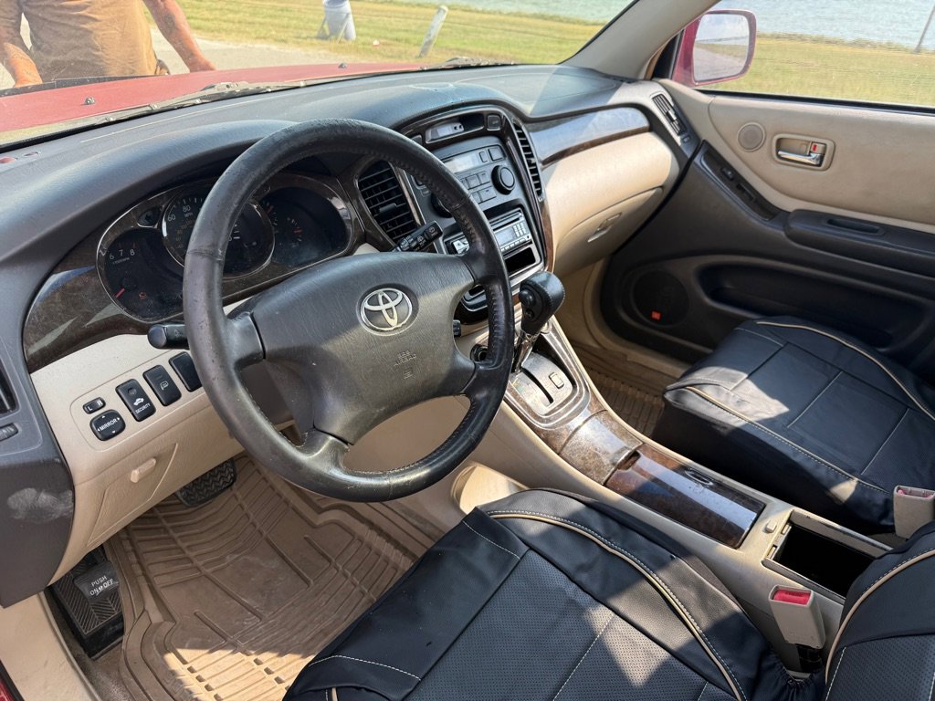 Used 2002 Toyota Highlander Limited image 9
