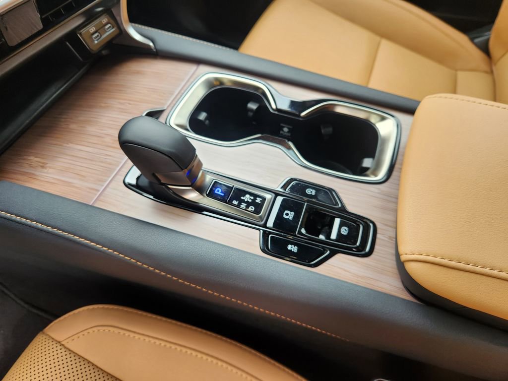 Used 2024 Lexus RX 350 Premium w/ Accessory Package (Z1) image 19