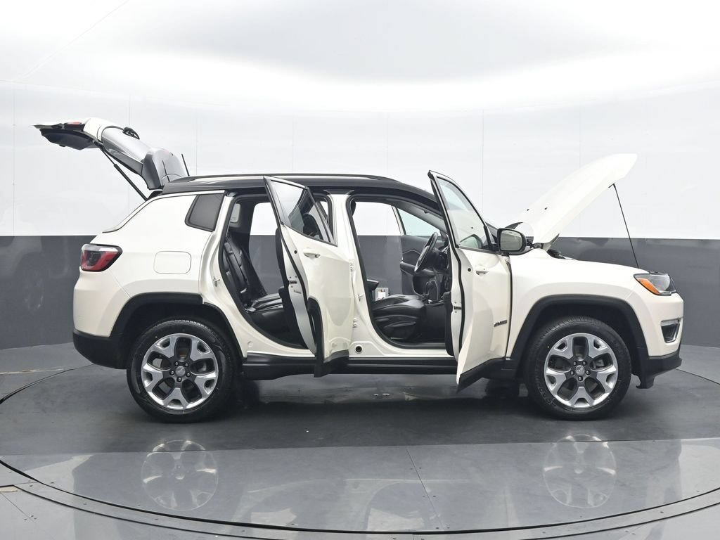 Used 2019 Jeep Compass Limited AWD/4WD image 36