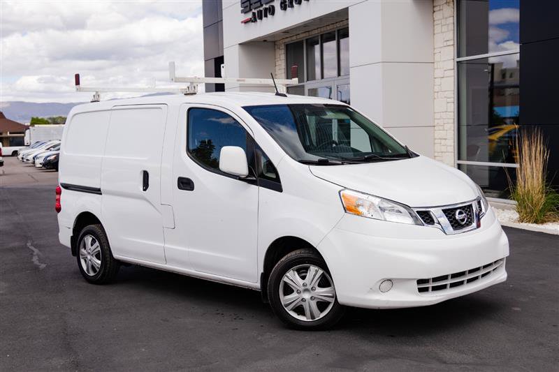 Used 2018 Nissan NV200 SV w/ Navigation Package FWD image 2