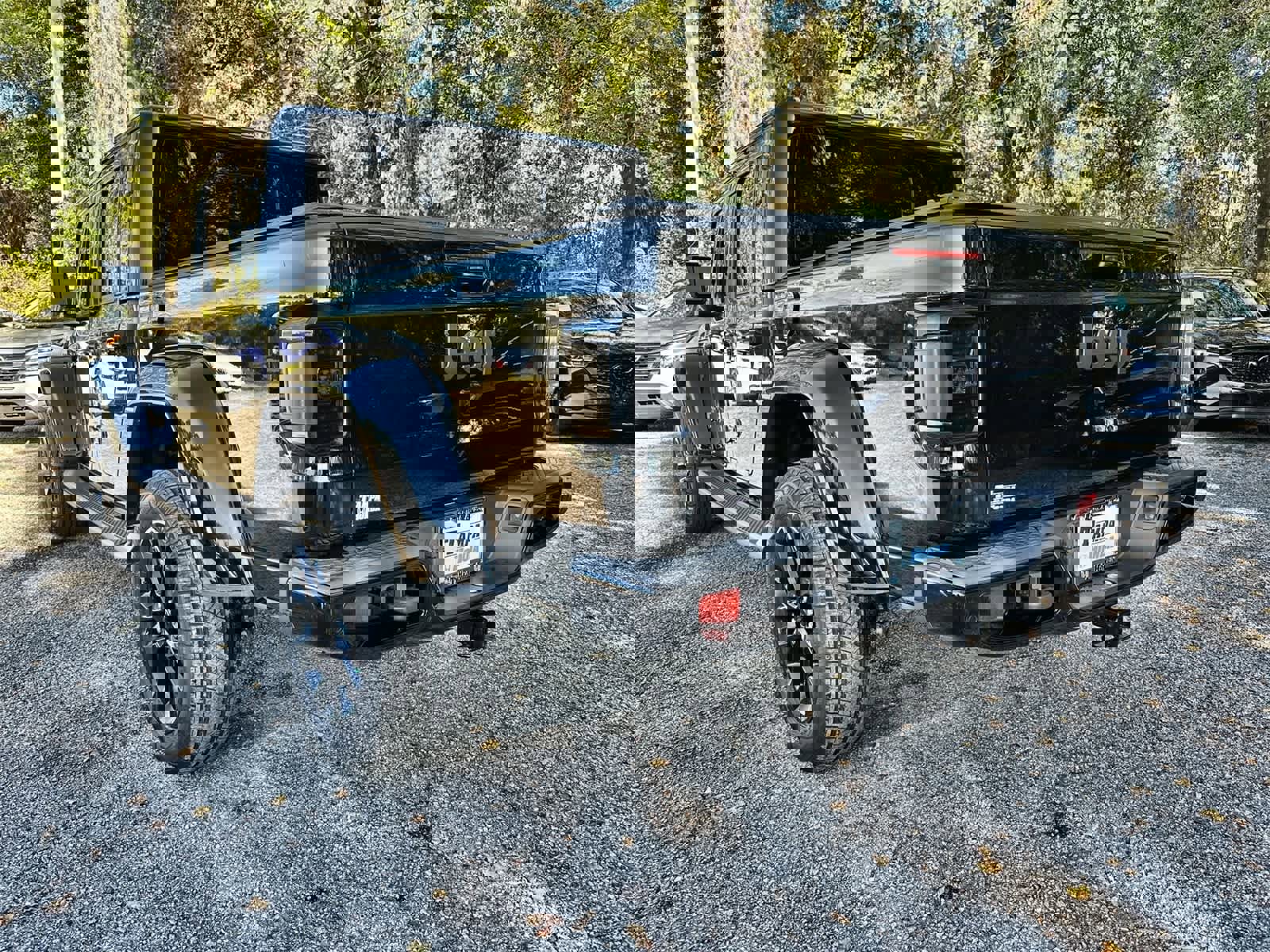 Used 2023 Jeep Gladiator Overland image 4