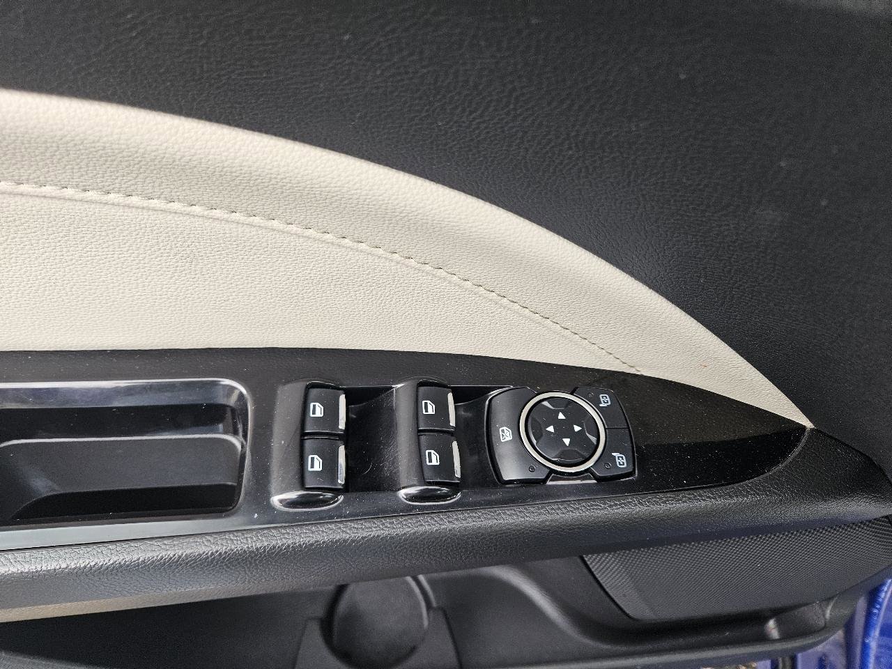 Used 2015 Ford Fusion Titanium image 16