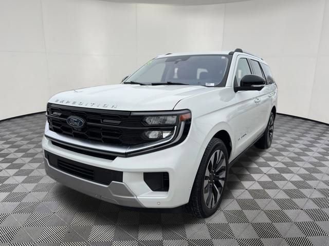 Certified 2025 Ford Expedition Platinum w/ Driver's Package image 13