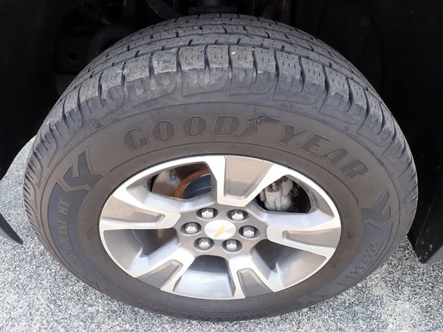 Used 2016 Chevrolet Colorado LT w/ LPO, Bed Protection Package AWD/4WD image 12