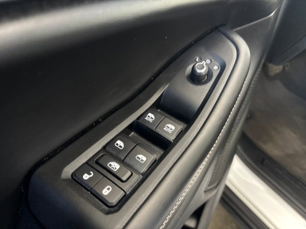 Used 2024 Jeep Grand Cherokee L Limited image 15