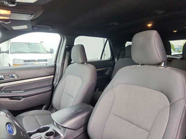 Used 2019 Ford Explorer XLT w/ Class II Trailer Tow Package FWD image 22