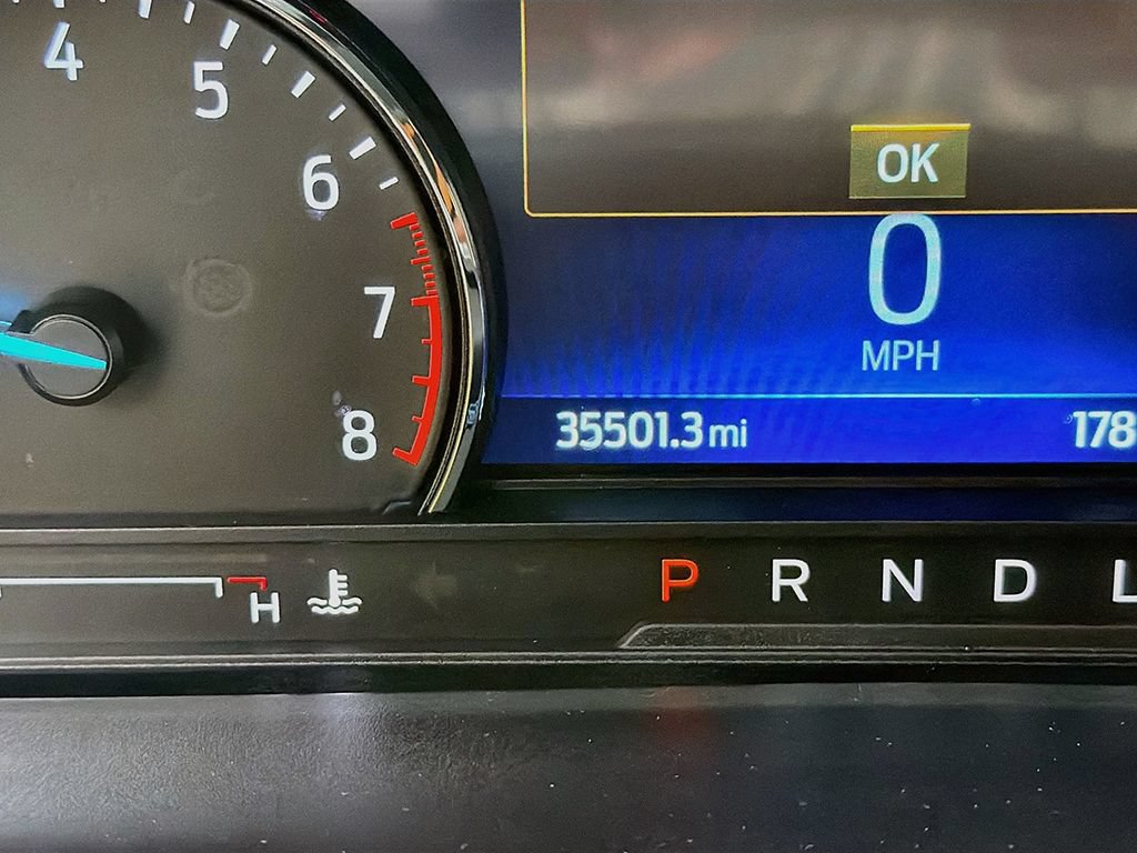 Used 2023 Ford Explorer XLT w/ Equipment Group 202A AWD/4WD image 32