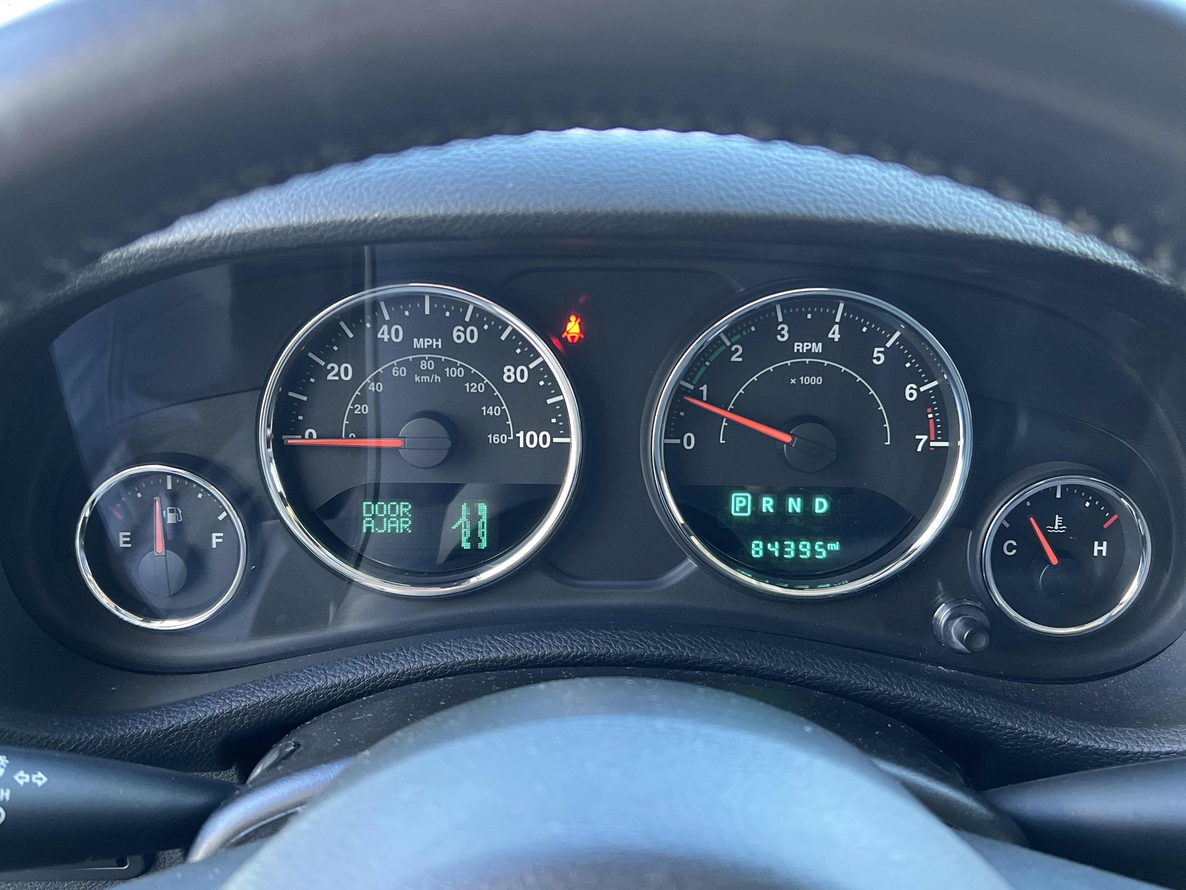 Used 2016 Jeep Wrangler Unlimited Rubicon w/ Connectivity Group image 9