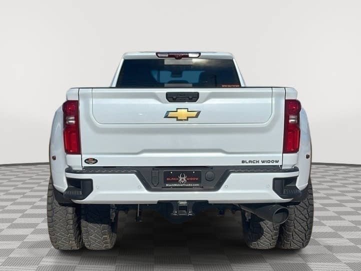 New 2026 Chevrolet Silverado 3500 High Country w/ High Country Premium Package AWD/4WD image 5
