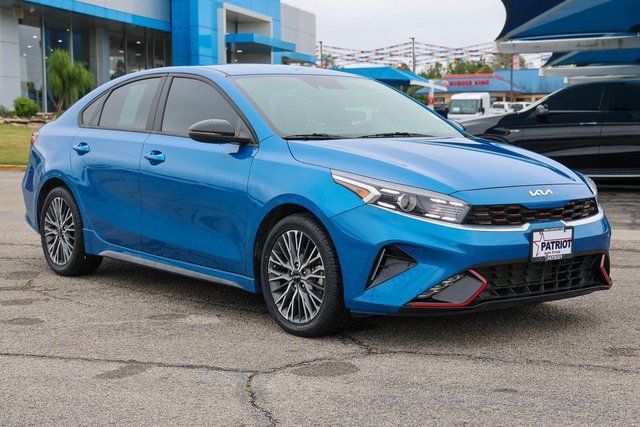 Used 2023 Kia Forte GT-Line video 1