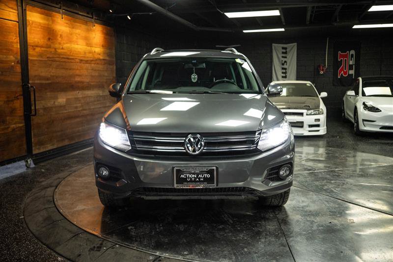 Used 2016 Volkswagen Tiguan SE image 4