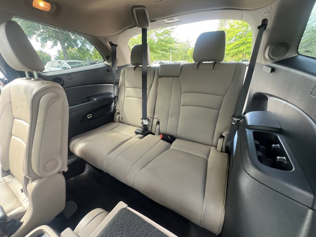 Used 2021 Honda Pilot Elite image 4