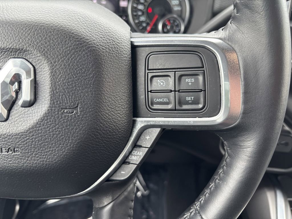 Used 2022 RAM 2500 Laramie w/ Night Edition AWD/4WD image 17