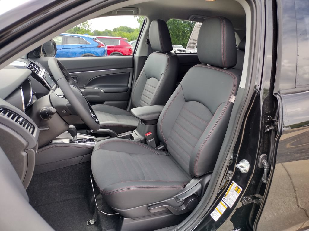 New 2026 Mitsubishi Outlander Sport SE AWD/4WD image 6