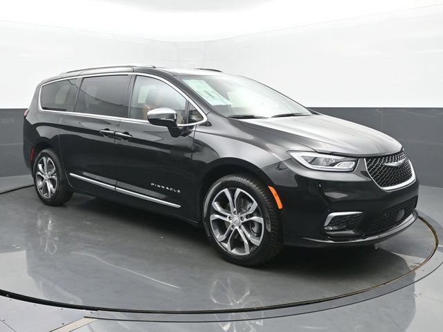 New 2026 Chrysler Pacifica Pinnacle image 7