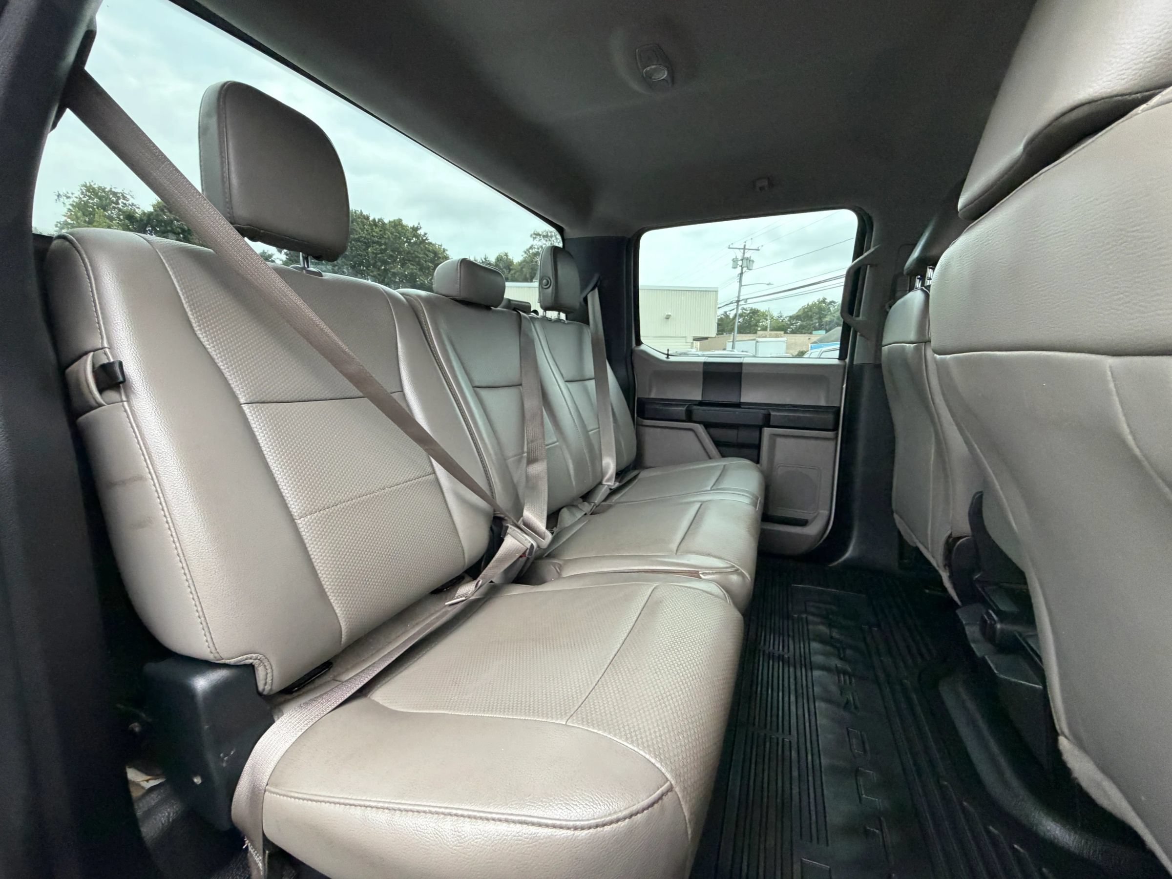 Used 2017 Ford F250 XL w/ Power Equipment Group AWD/4WD image 34