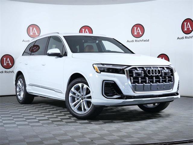 New 2025 Audi Q7 3.0T Premium